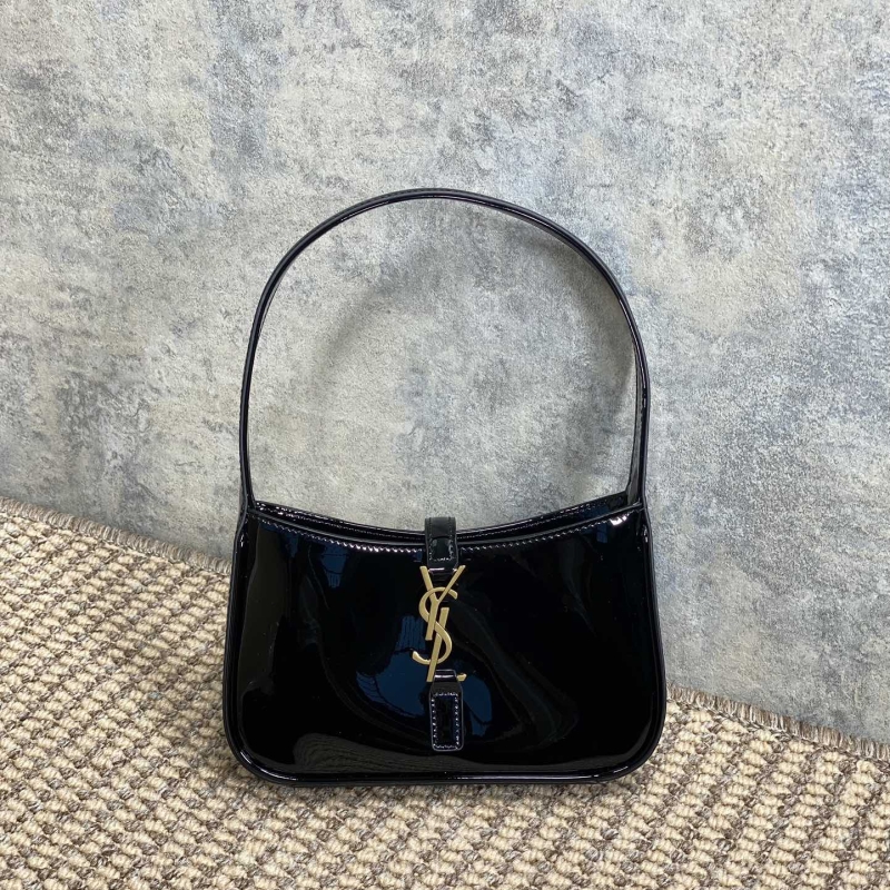 Y51 hobo bags
